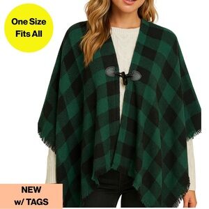 2/for $20 🪩 Green Plaid Poncho 🎄 (One Size Fits Most)